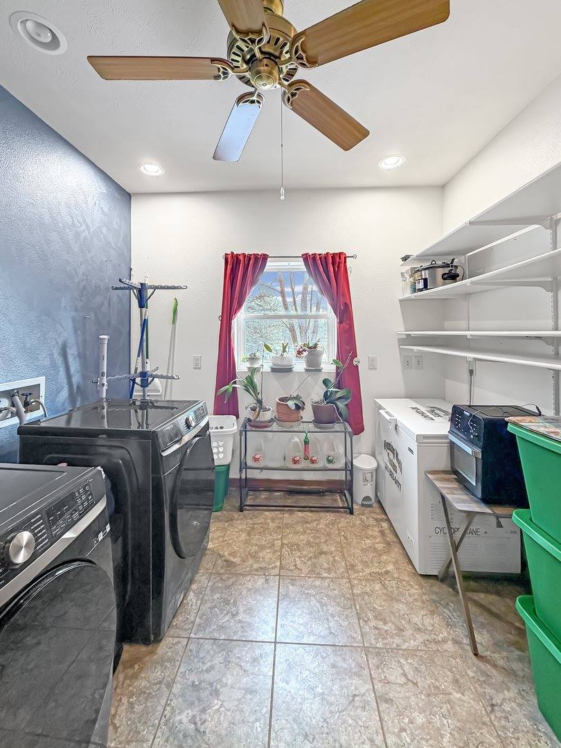 3197 South Baileyville Road, Freeport, IL 61032