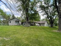 3197 South Baileyville Road, Freeport, IL 61032