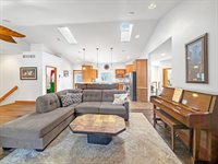 3197 South Baileyville Road, Freeport, IL 61032