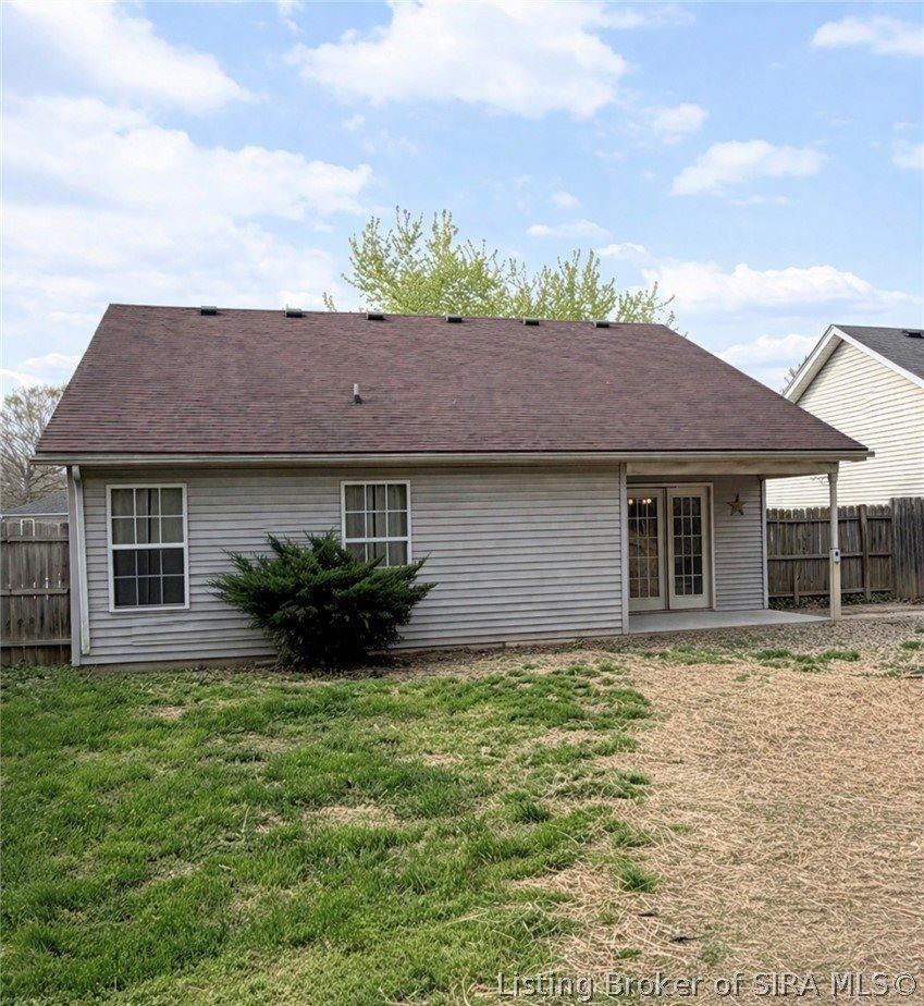 804 Twin Oaks Drive, Henryville, IN 47126