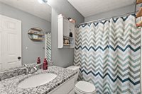 804 Twin Oaks Drive, Henryville, IN 47126
