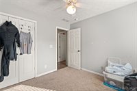 804 Twin Oaks Drive, Henryville, IN 47126