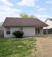 804 Twin Oaks Drive, Henryville, IN 47126