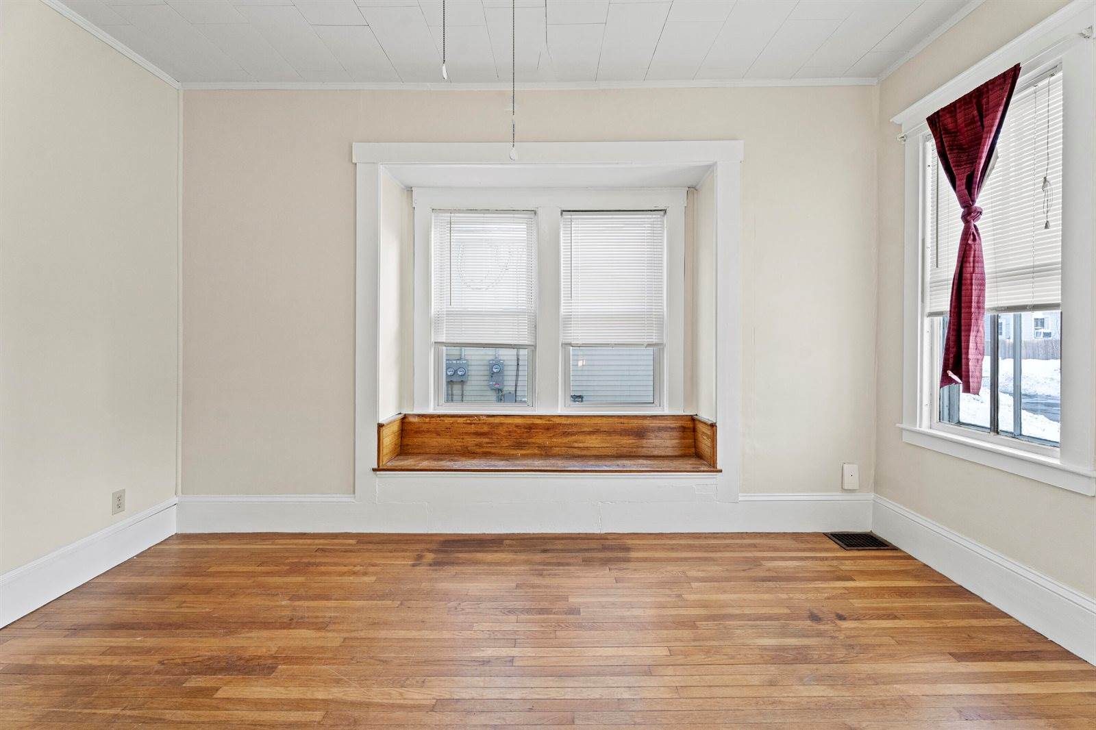 57 Elm Street, Bangor, ME 04401