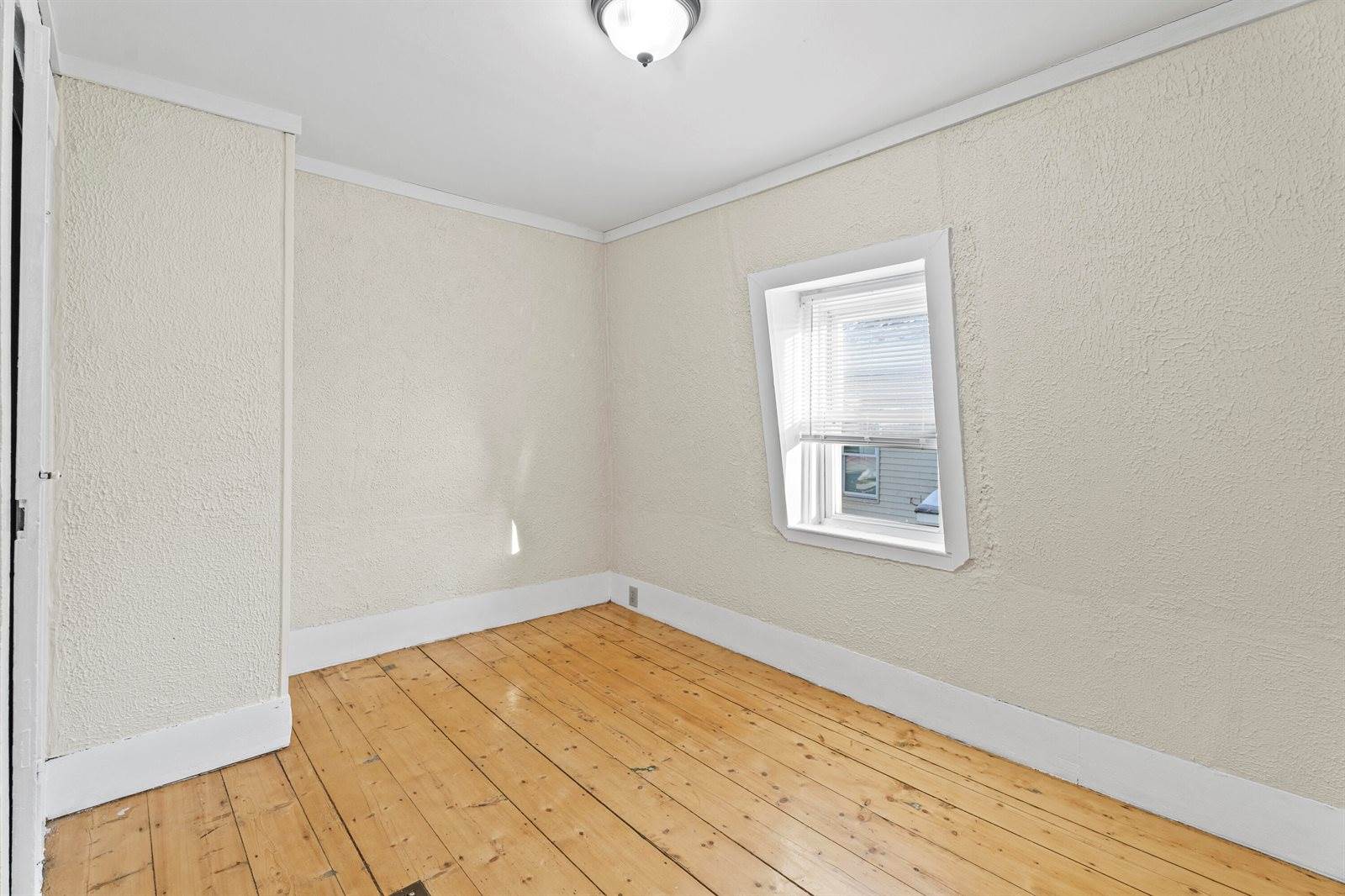 57 Elm Street, Bangor, ME 04401