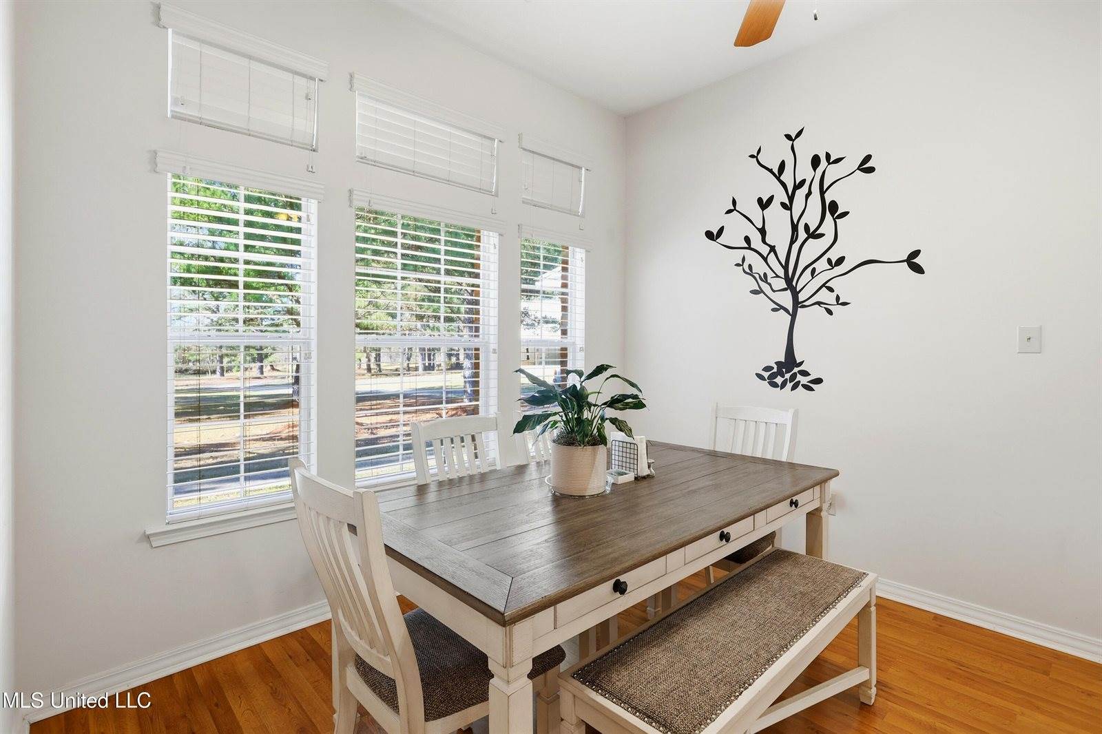 3945 Country Club Drive, Jackson, MS 39213