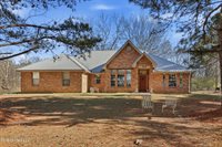 3945 Country Club Drive, Jackson, MS 39213