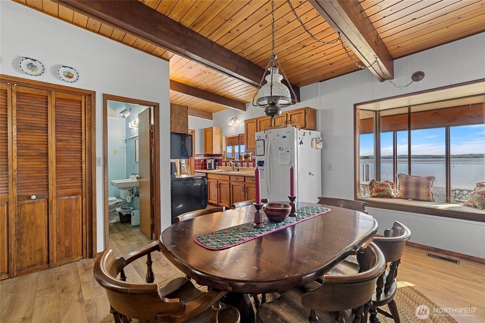 11680 Scott Road, Bow, WA 98232