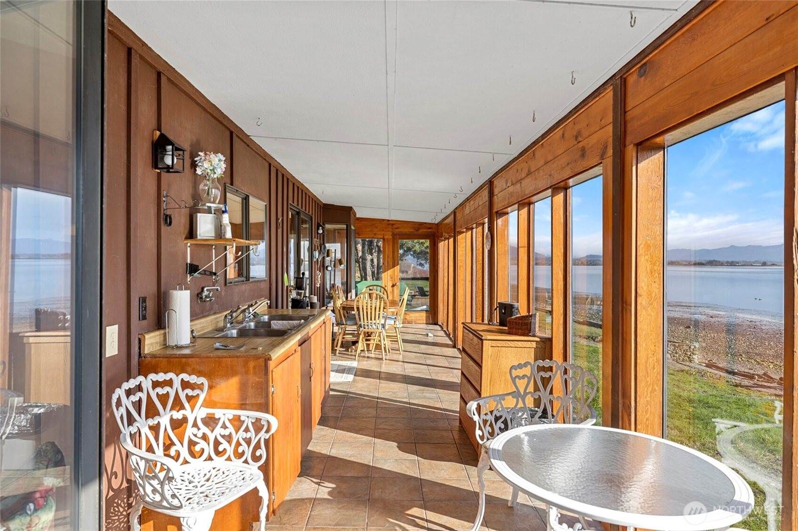 11680 Scott Road, Bow, WA 98232