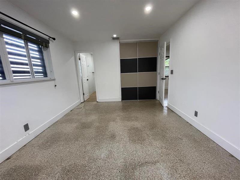 975 NE 40th St A, #A, Oakland Park, FL 33334