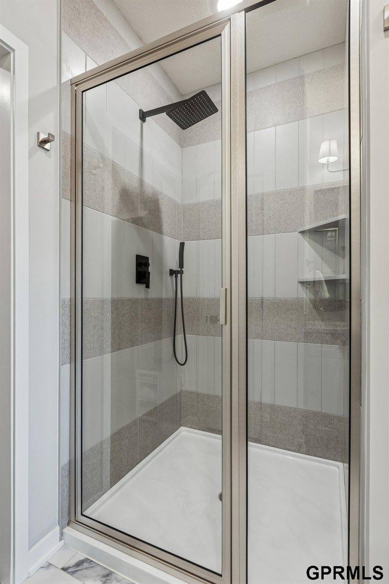 4545 South 203 Street, Omaha, NE 68135