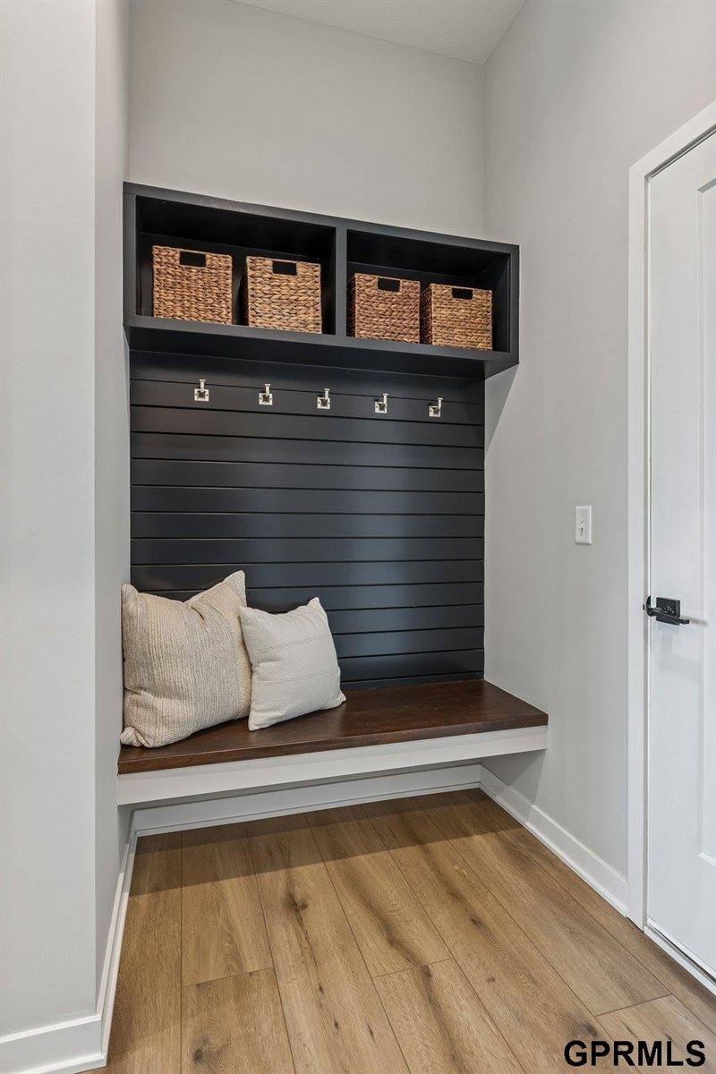 4545 South 203 Street, Omaha, NE 68135