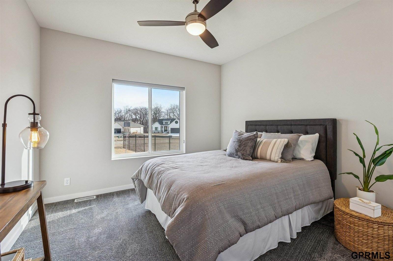 4545 South 203 Street, Omaha, NE 68135