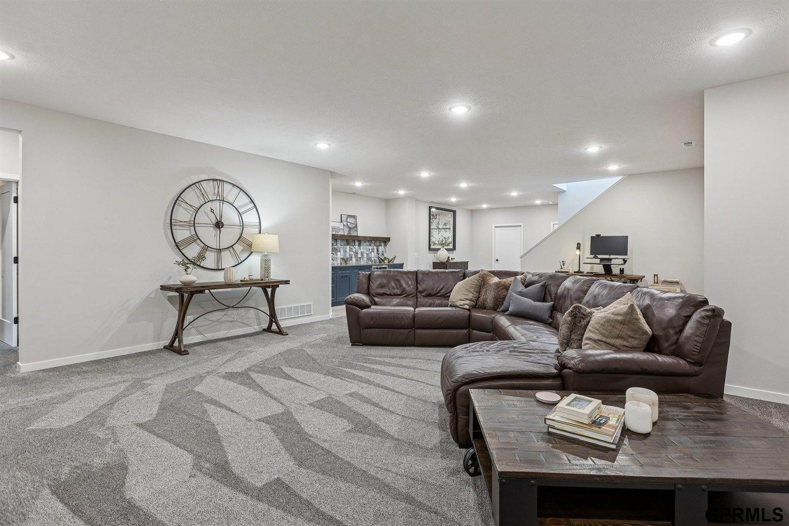 4545 South 203 Street, Omaha, NE 68135