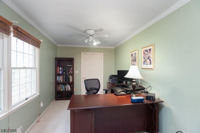 13 Deer Path Cir, Green Brook Township, NJ 08812