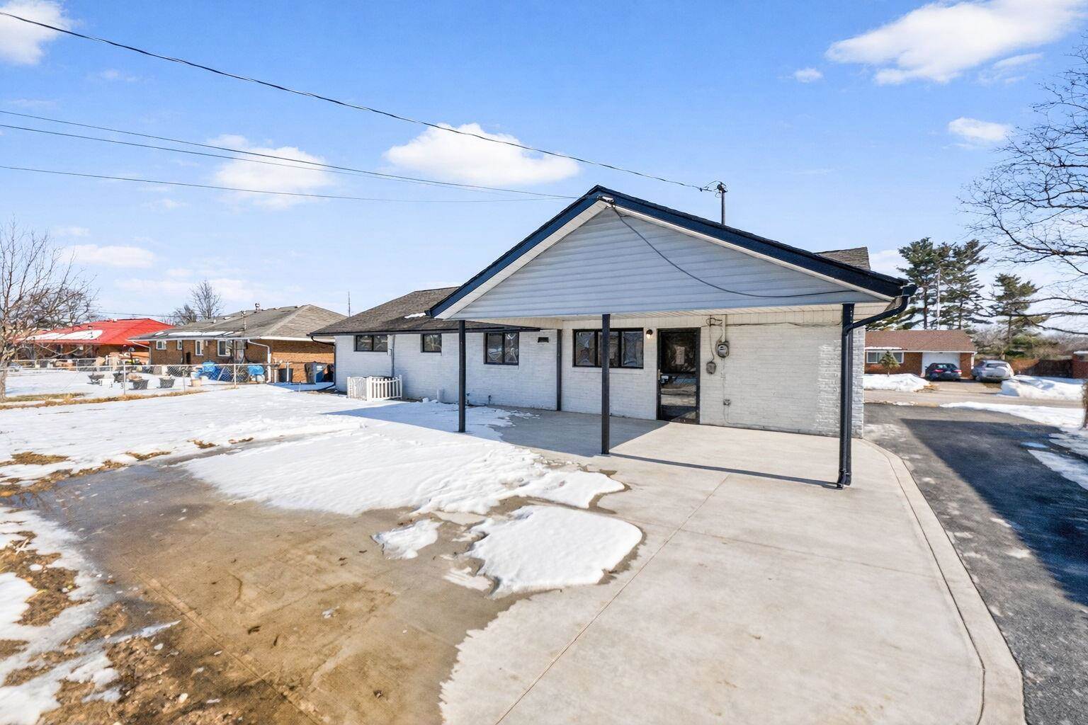 1561 Haft Drive, Reynoldsburg, OH 43068