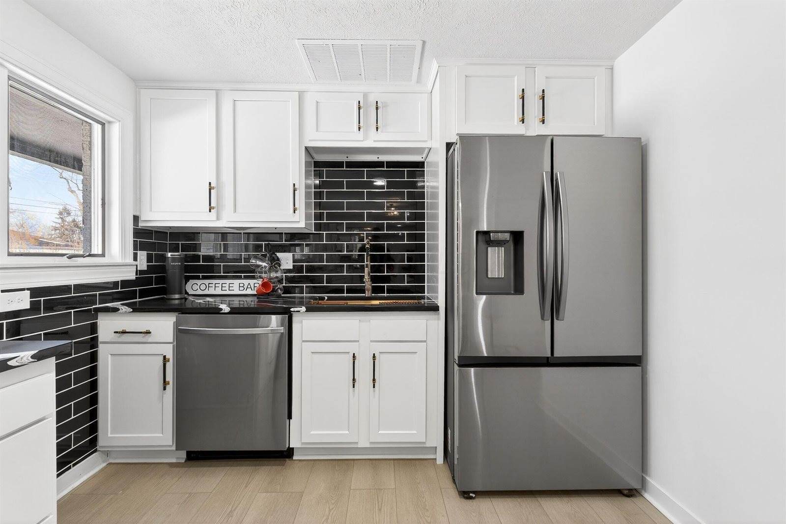 1561 Haft Drive, Reynoldsburg, OH 43068