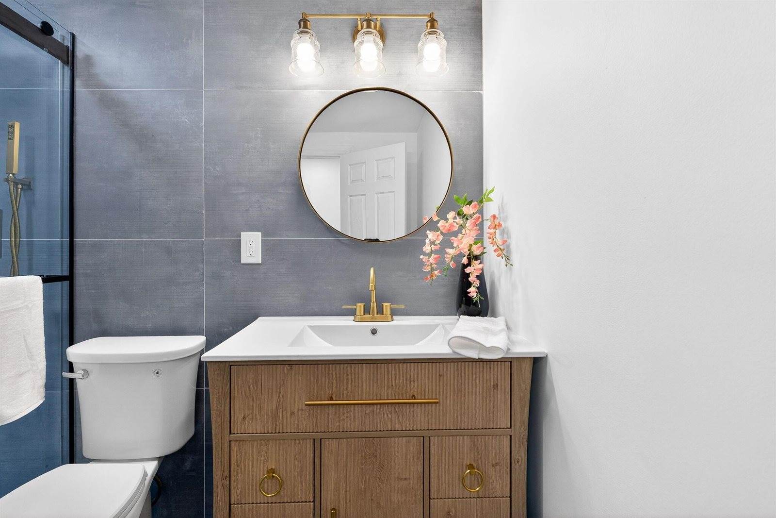 1561 Haft Drive, Reynoldsburg, OH 43068