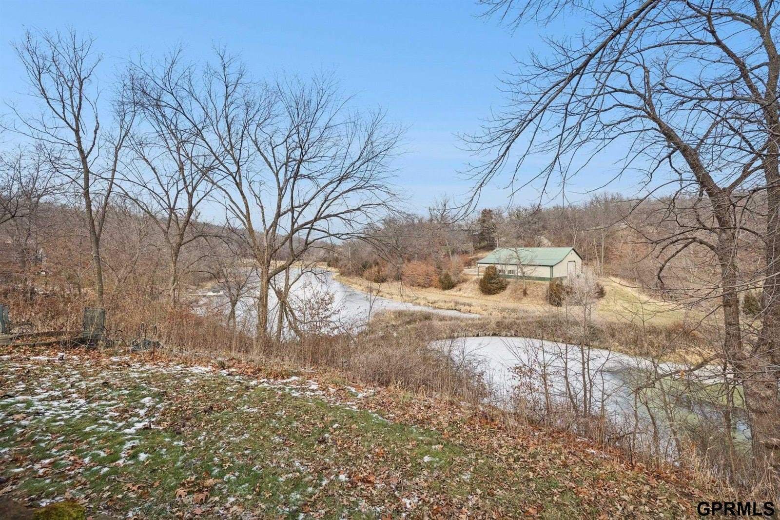 19719 Raven Drive, Louisville, NE 68037