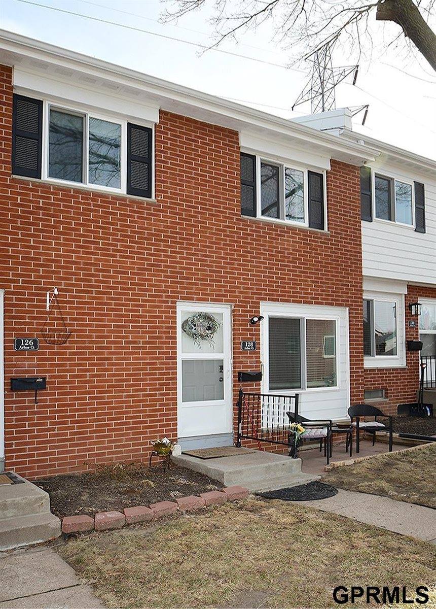 128 Arbor Court, Omaha, NE 68108