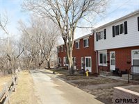 128 Arbor Court, Omaha, NE 68108