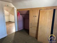 202 NE Roberts, Melvern, KS 66510