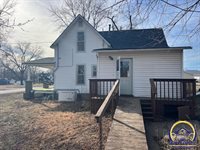 202 NE Roberts, Melvern, KS 66510