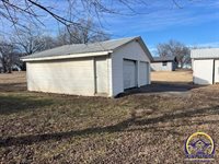 202 NE Roberts, Melvern, KS 66510