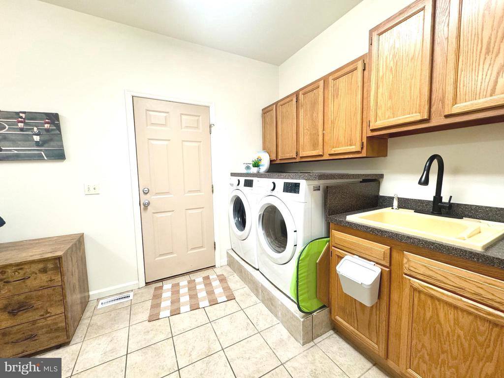 6 Cinderberry Court, Georgetown, DE 19947