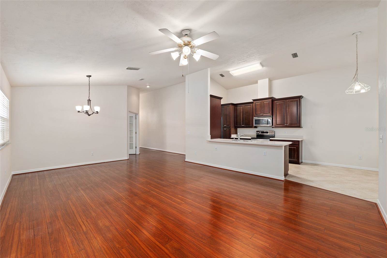 6130 NW 36TH Drive, Gainesville, FL 32653