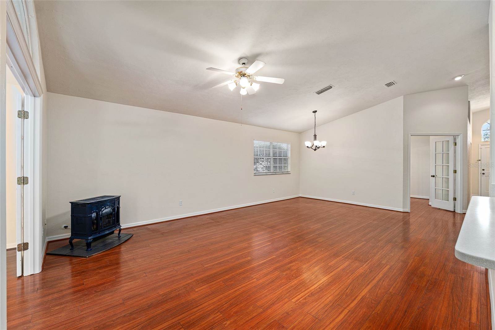 6130 NW 36TH Drive, Gainesville, FL 32653