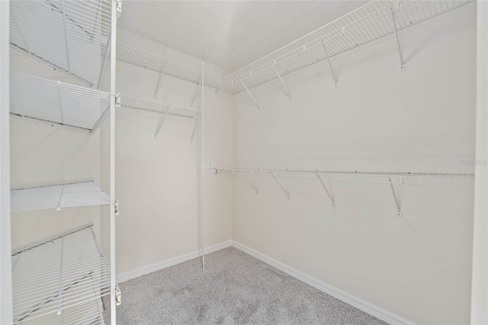 6130 NW 36TH Drive, Gainesville, FL 32653