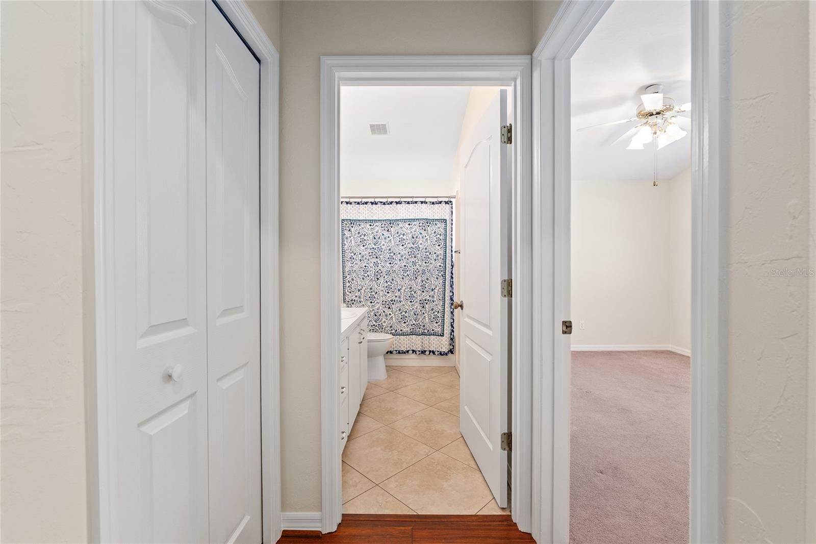 6130 NW 36TH Drive, Gainesville, FL 32653