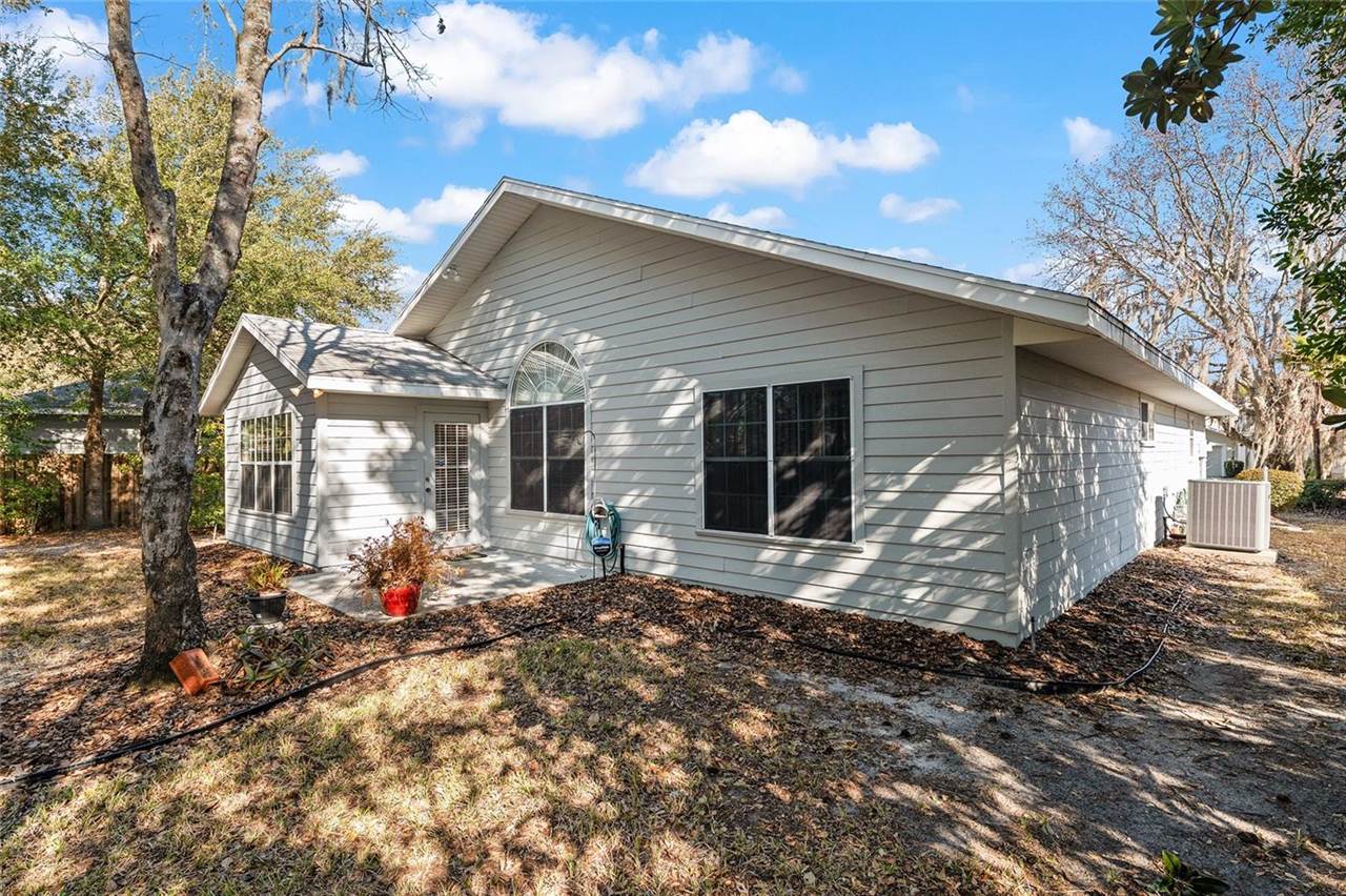 6130 NW 36TH Drive, Gainesville, FL 32653