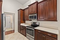 6130 NW 36TH Drive, Gainesville, FL 32653