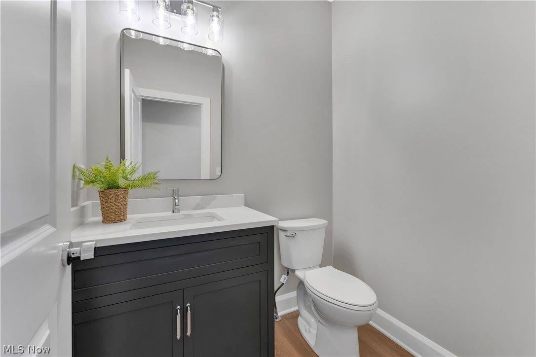 6916 South Raccoon Road, Canfield, OH 44406