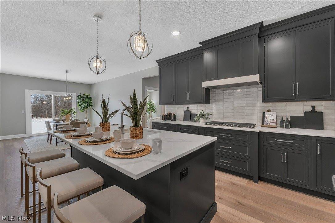 6916 South Raccoon Road, Canfield, OH 44406