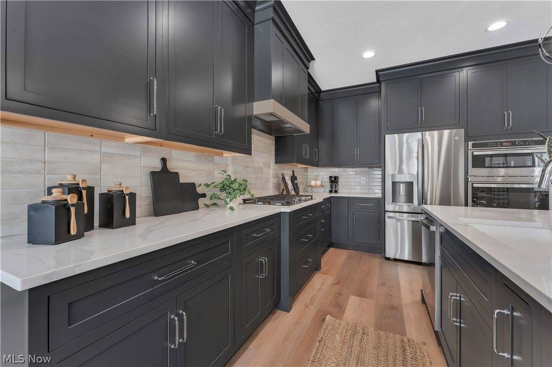 6916 South Raccoon Road, Canfield, OH 44406