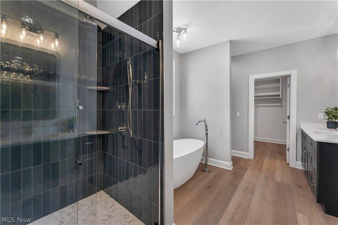 6916 South Raccoon Road, Canfield, OH 44406