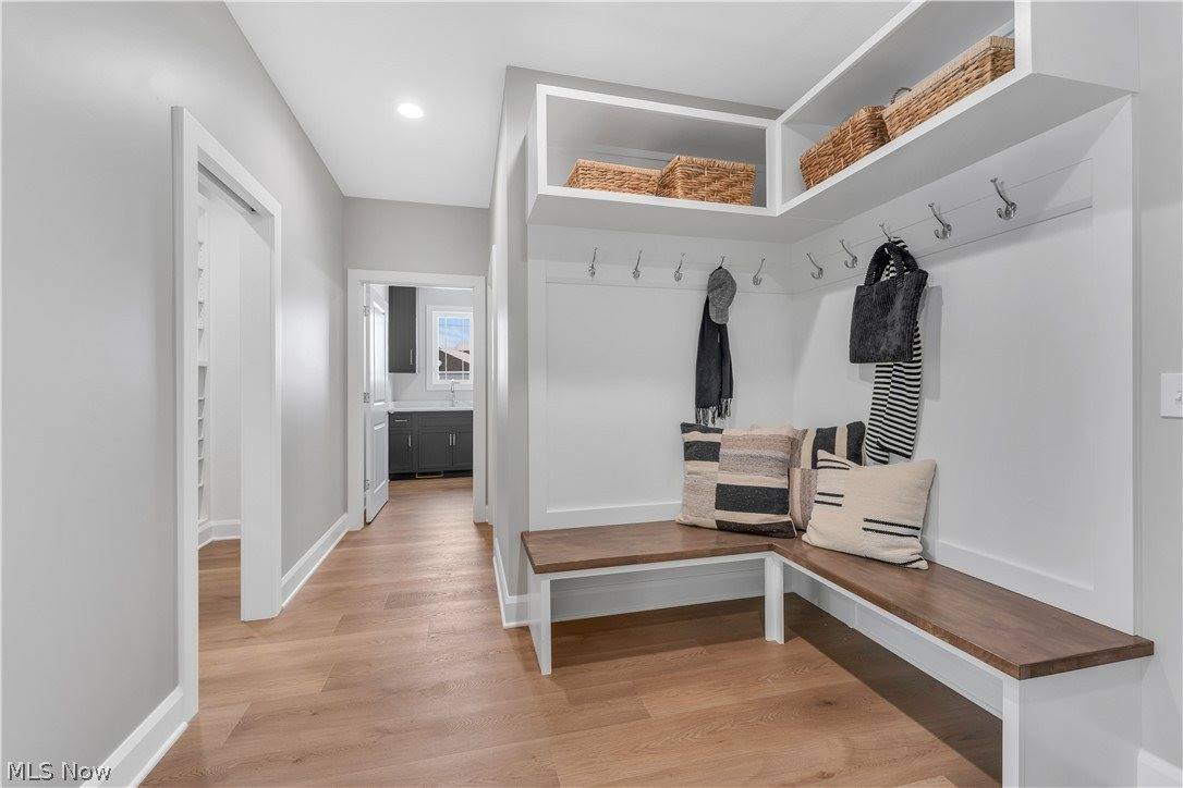 6916 South Raccoon Road, Canfield, OH 44406