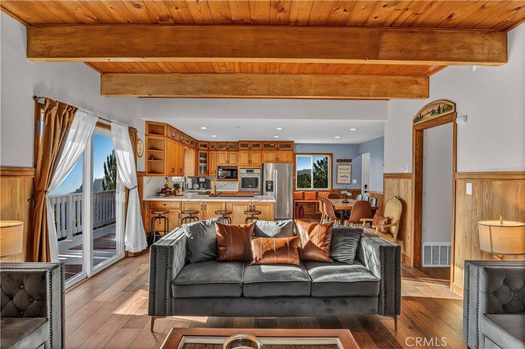 1243 Grass Valley, Lake Arrowhead, CA 92352