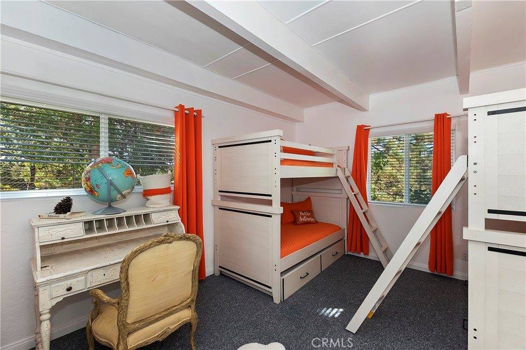 1243 Grass Valley, Lake Arrowhead, CA 92352