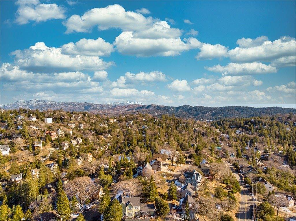 1243 Grass Valley, Lake Arrowhead, CA 92352