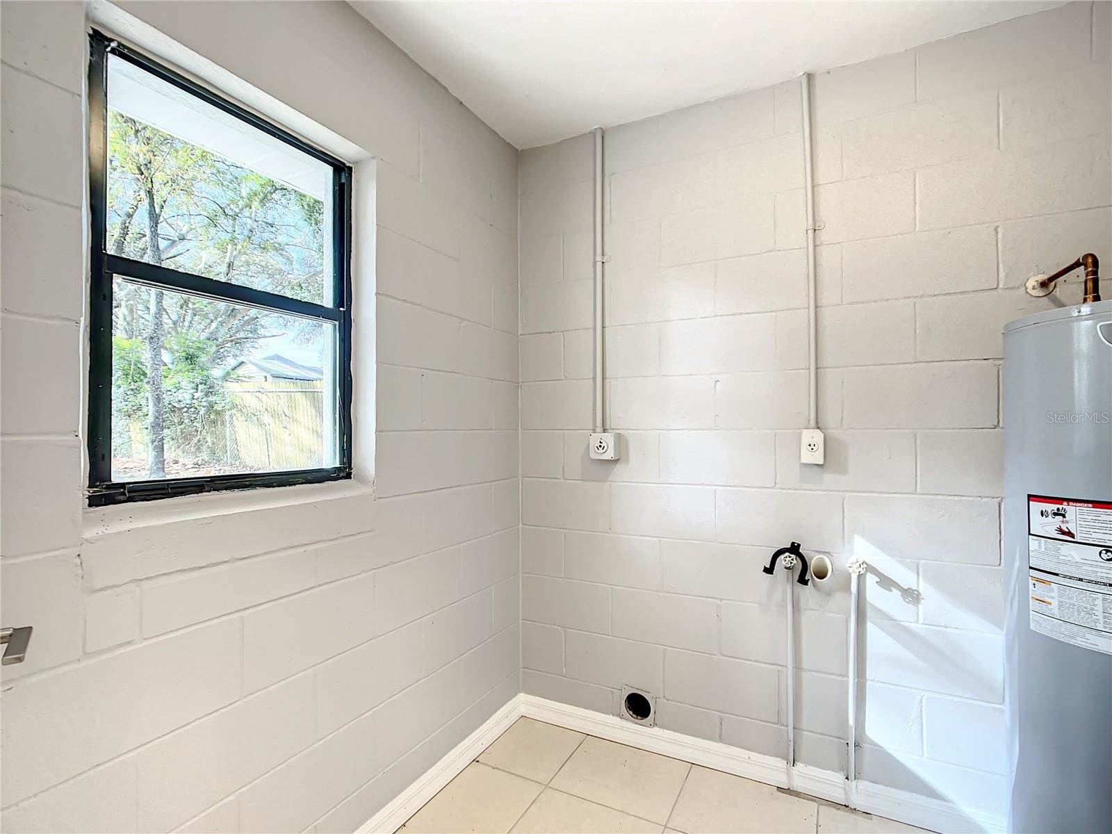 11520 SE 129TH Place, Ocklawaha, FL 32179