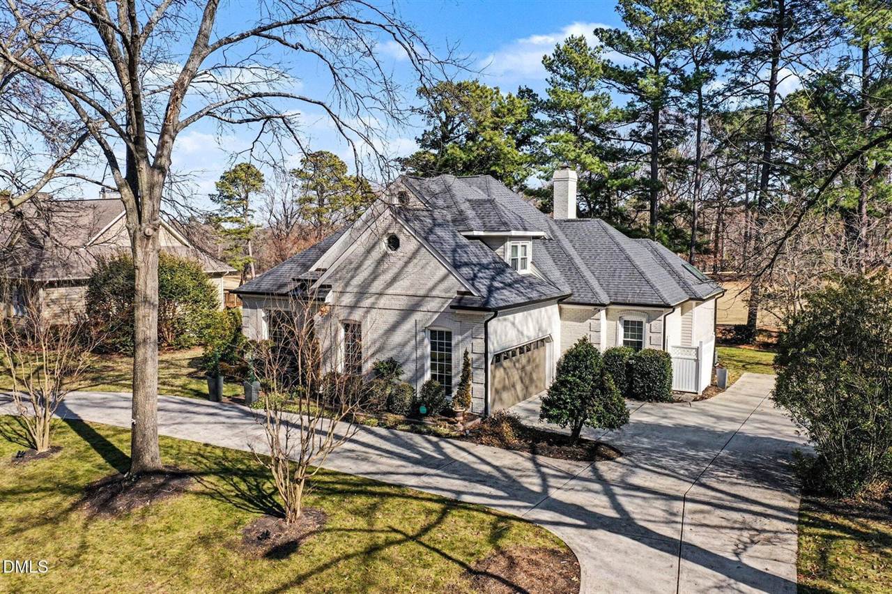 8824 Wildwood Links, Raleigh, NC 27613