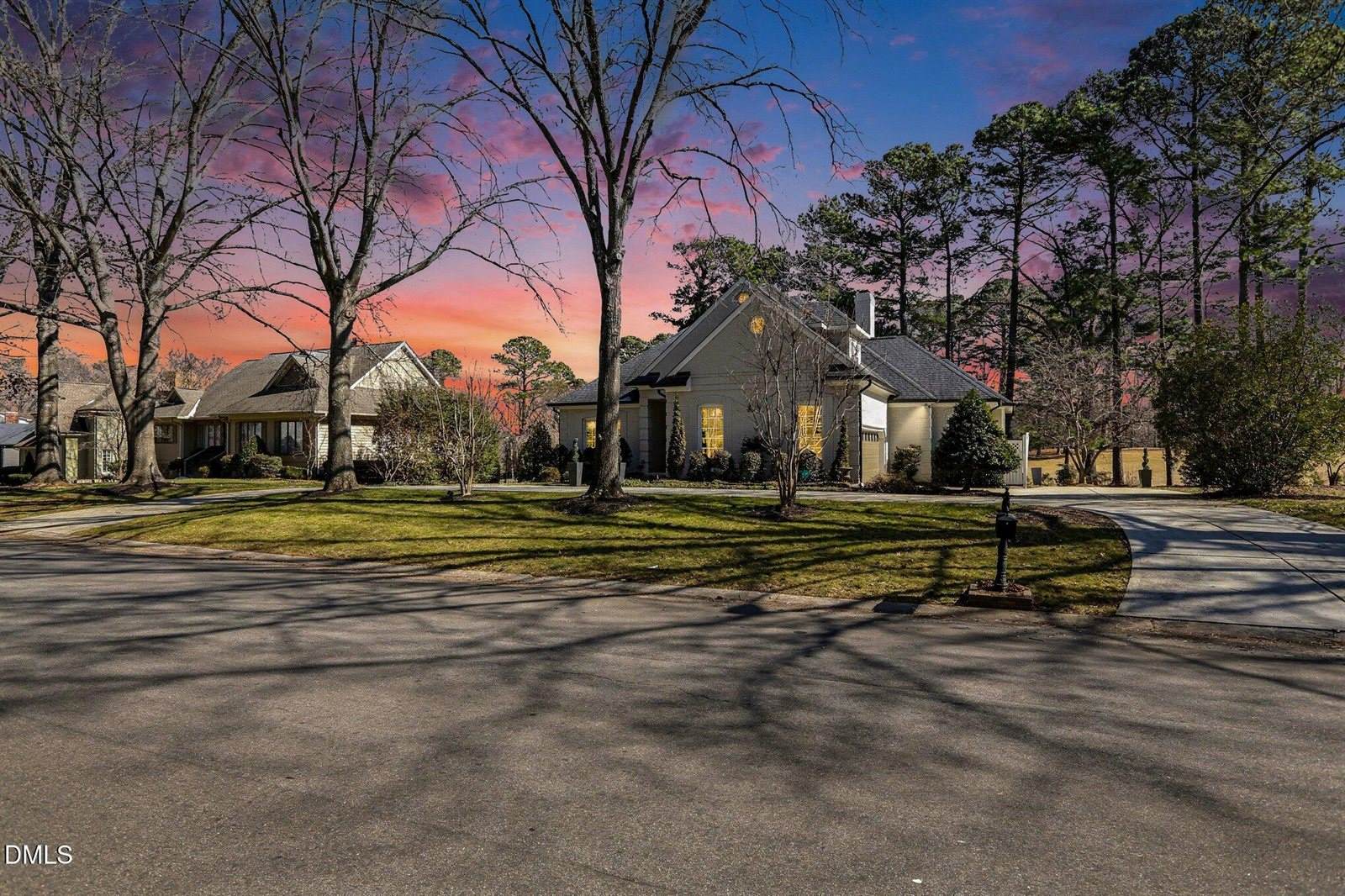 8824 Wildwood Links, Raleigh, NC 27613