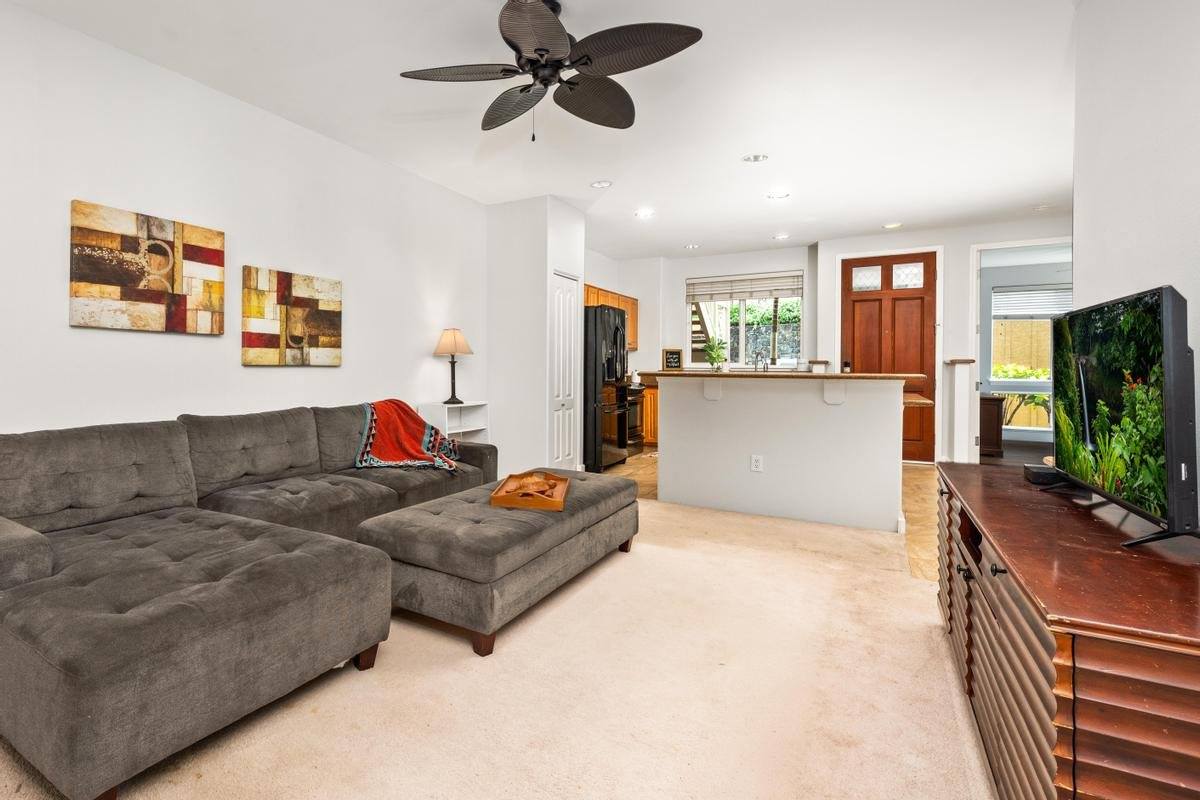 75-5919 Alii Dr, Kailua Kona, HI 96740