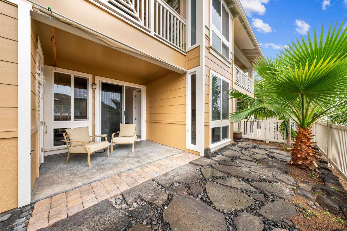 75-5919 Alii Dr, Kailua Kona, HI 96740
