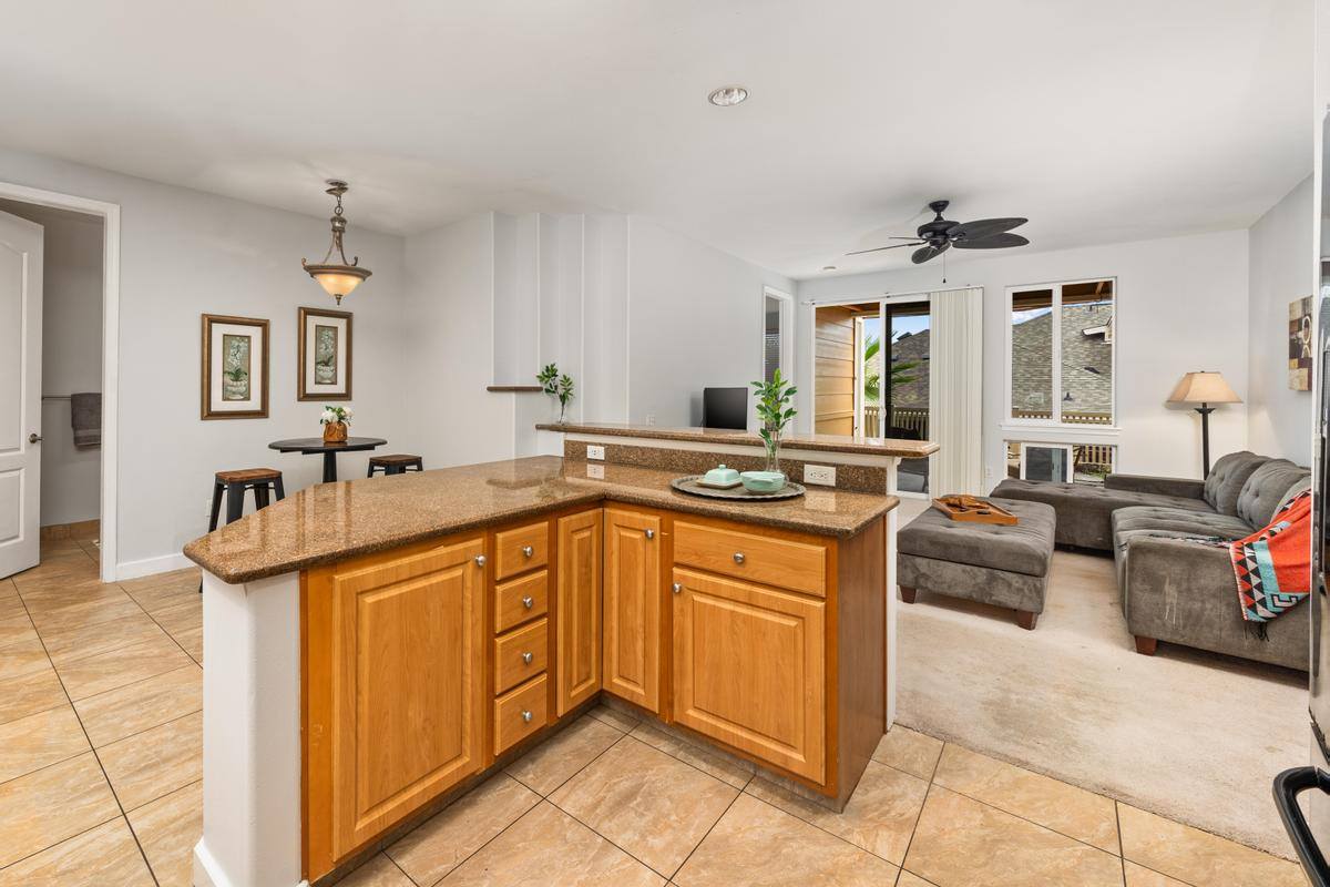 75-5919 Alii Dr, Kailua Kona, HI 96740