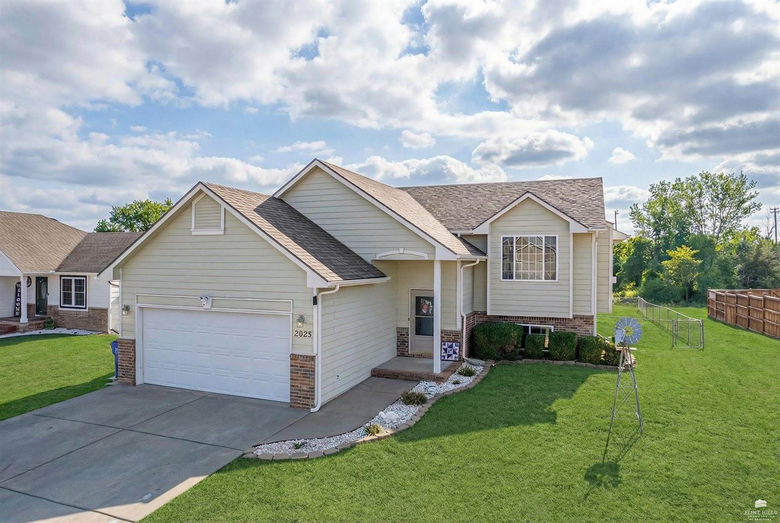 2025 Thompson Drive, Junction City, KS 66441
